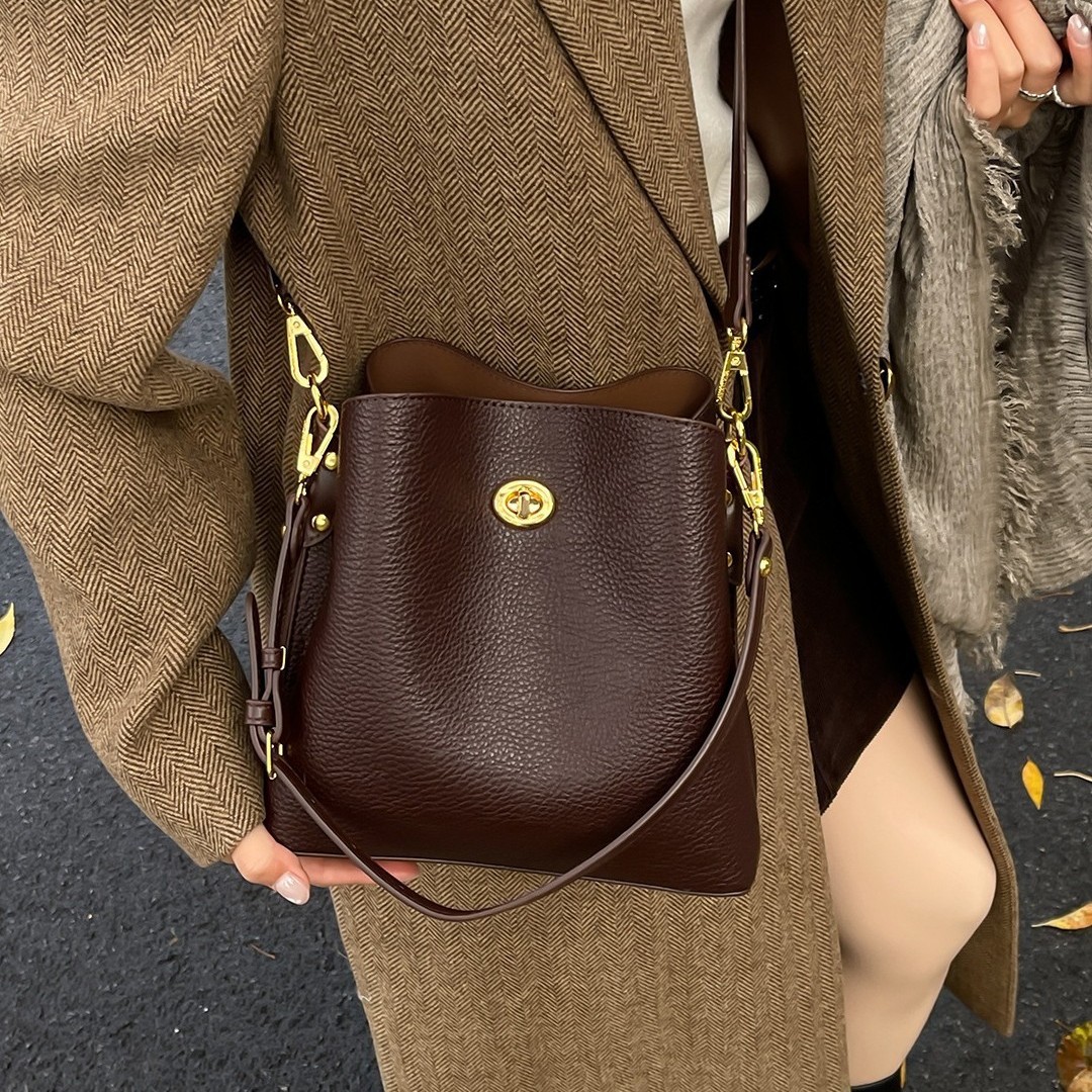 ファッションPUレザー女性用ハンドバッグ 大容量 ファッショ - Women Bags For Airport のレビューと価格