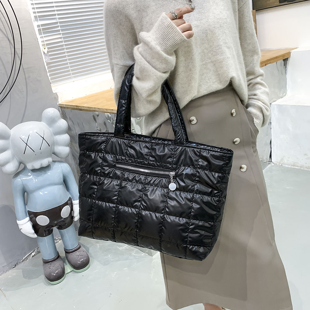 ジッパー付きパファーバッグトートパース、女性用スリングバッグ - Women Bags For Office Use のレビューと価格