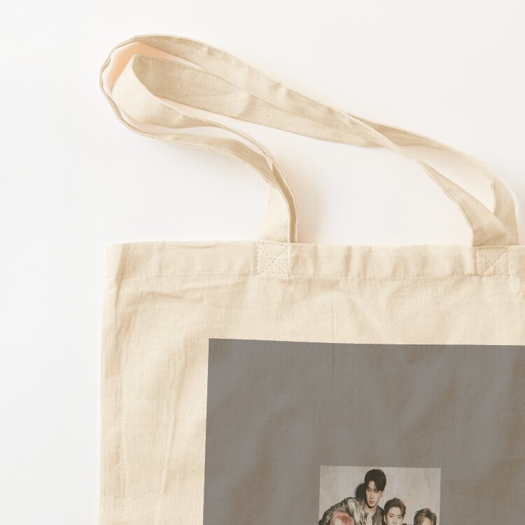 Monsta X OT7 トートバッグ ショッピングカートバ - Women X Bags のレビューと価格