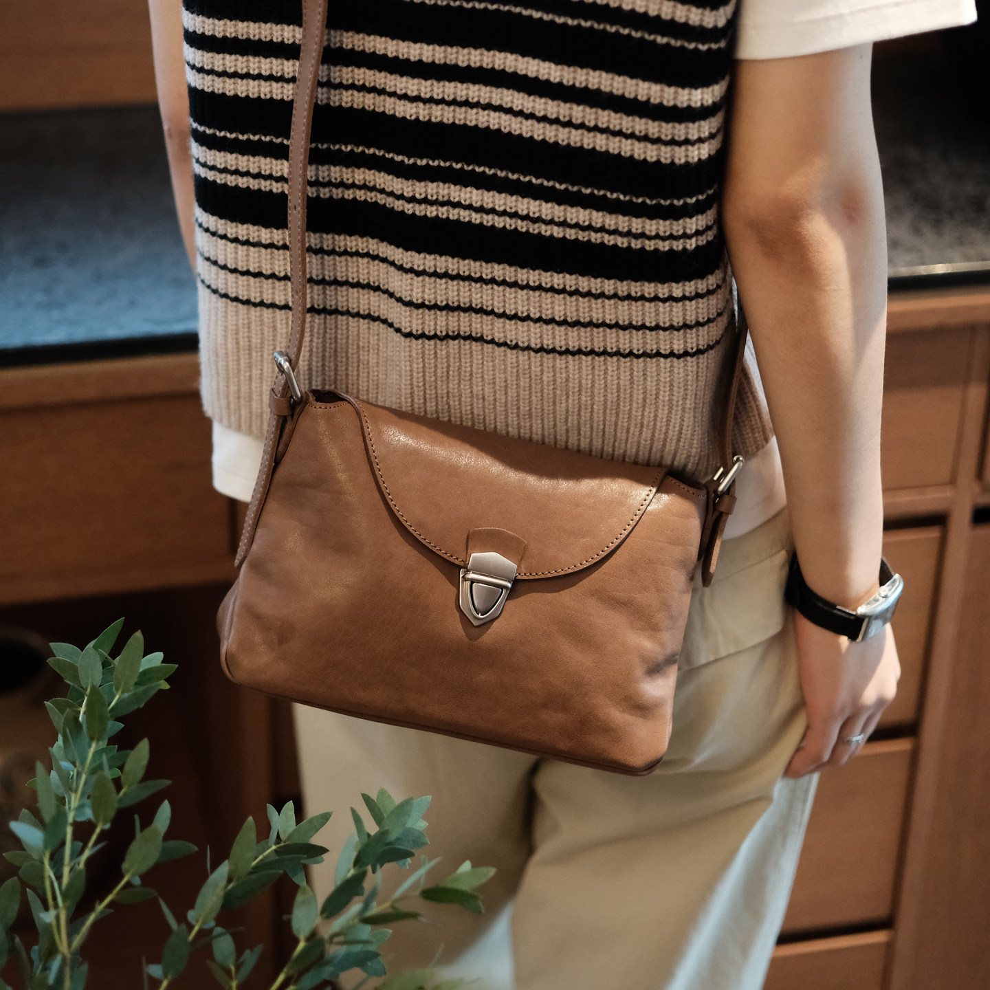 ヴィンテージ風のデザイナーズ、手作りの高級本革製レディースメ - Women'S Work Bags Designer のレビューと価格